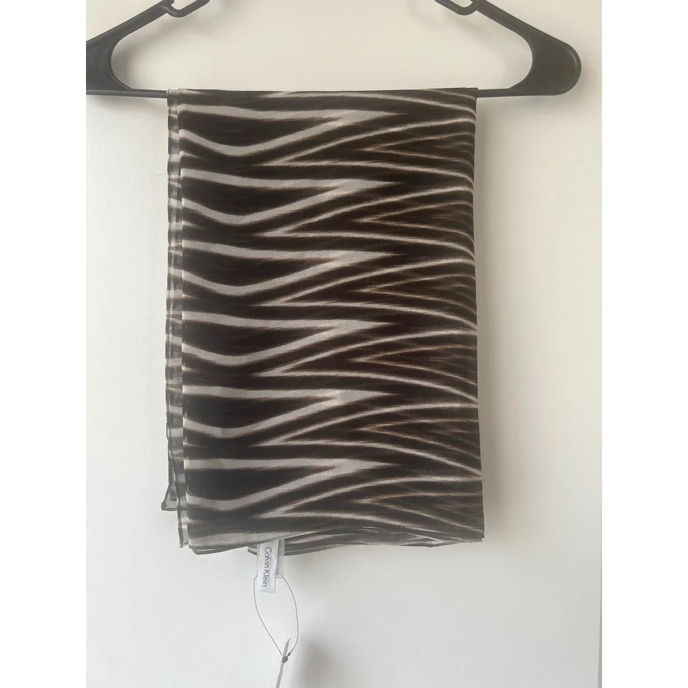 Calvin Klein Brown Khaki Zebra Ikat Print Scarf Lightweight Wrap A4WS1091 NEW